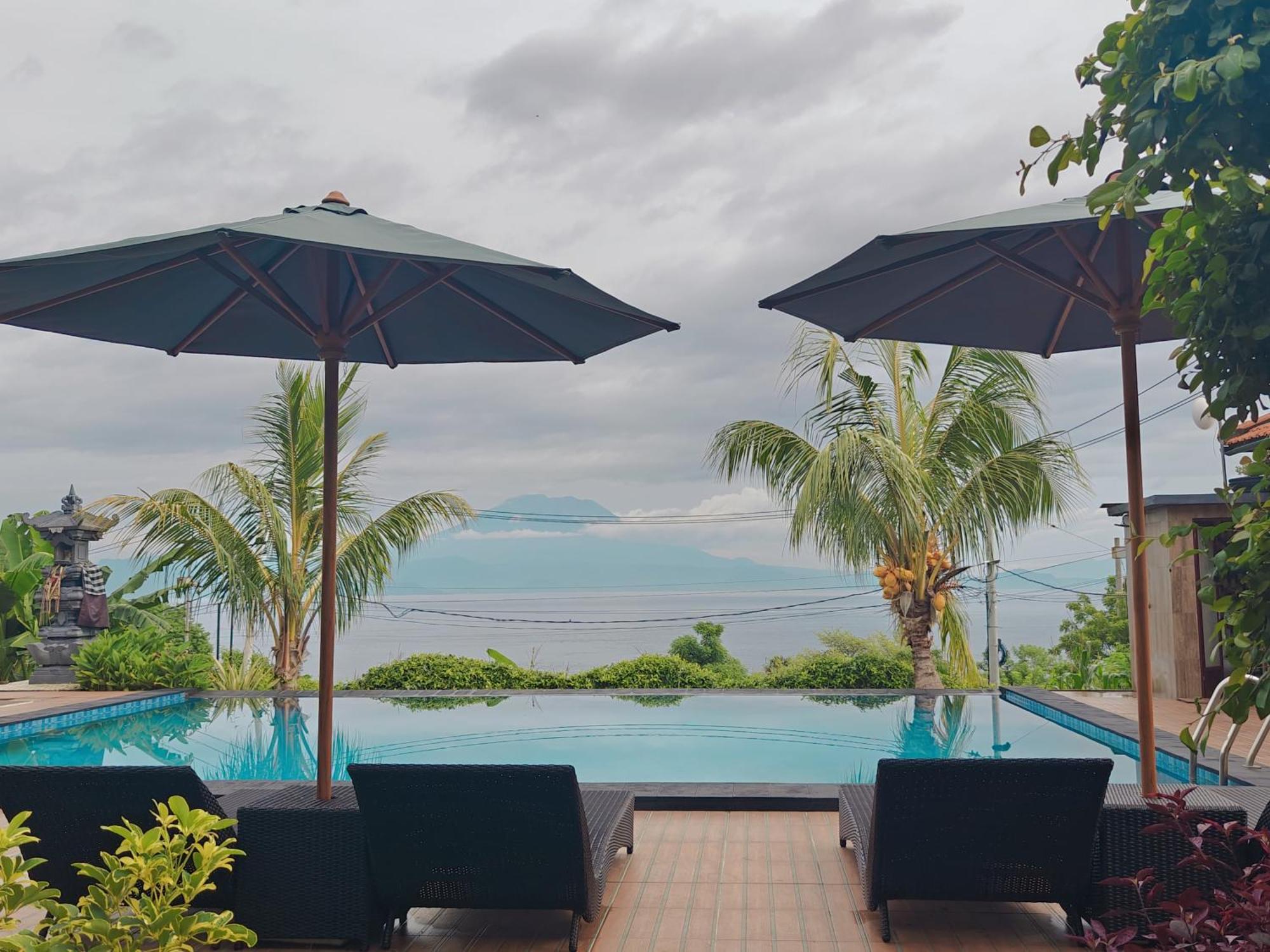 Nusa Sedayu Hotel By Ocean View Batununggul Exterior foto