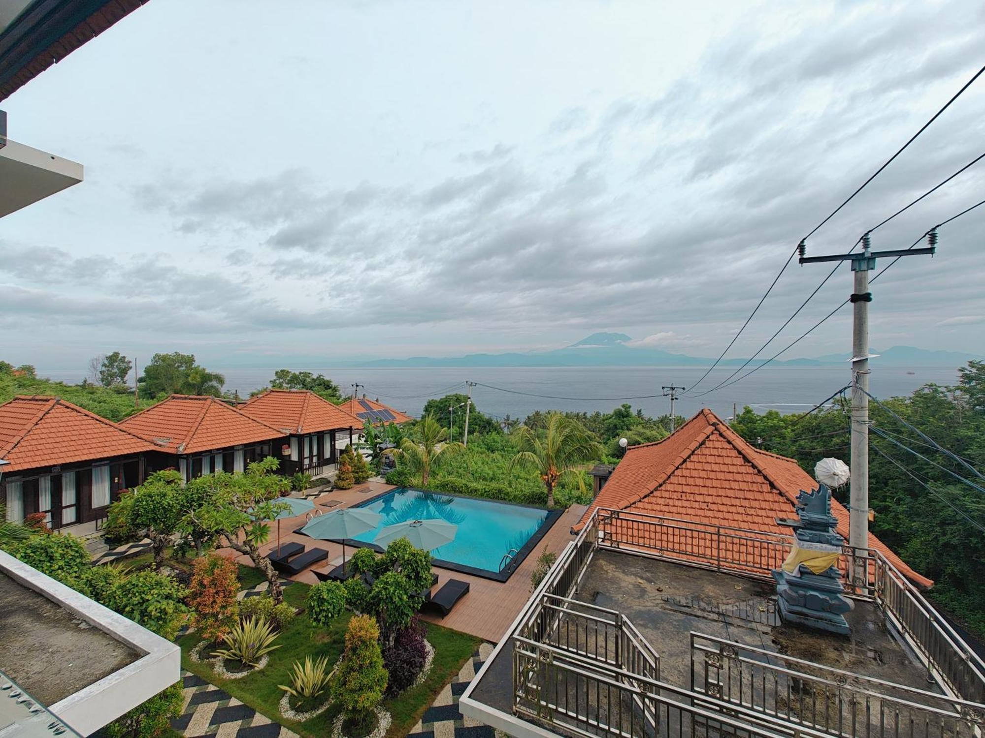 Nusa Sedayu Hotel By Ocean View Batununggul Exterior foto